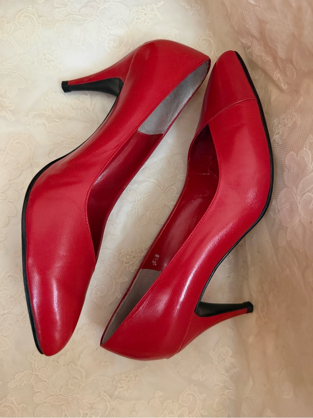 Vintage INSPO Brand Red Leather Pointed-Toe Heels 8.5